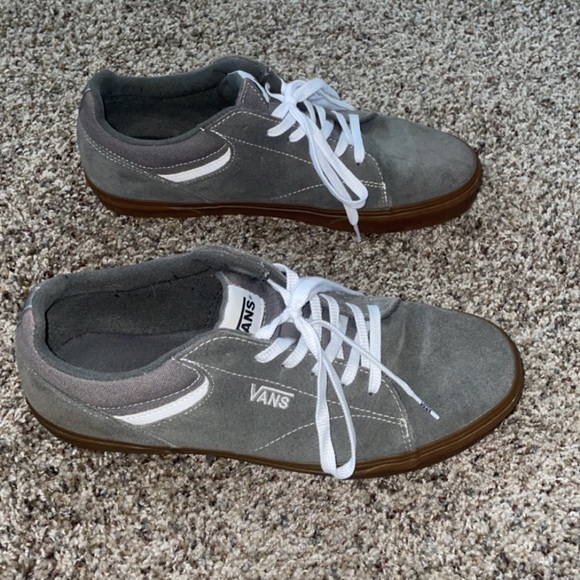 Vans Seldan Low Top “Grey/Gum” Men’s Size 11 - Picture 3 of 9